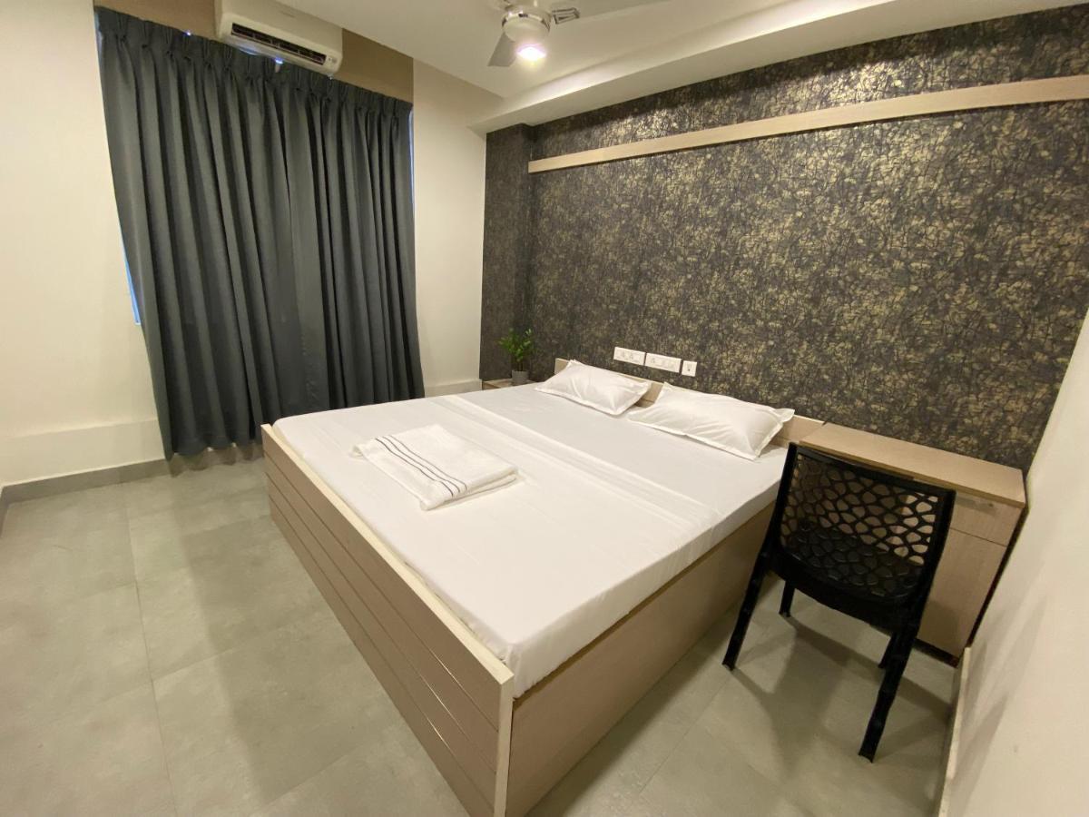 Karippals Inn كوتايم المظهر الخارجي الصورة